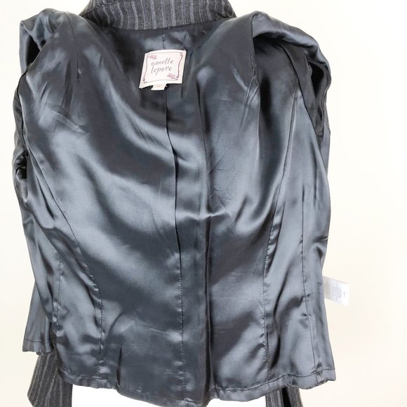 NANETTE LEPORE Jacket Blazer Short Fitted Pinstripe Gray Grey 2 - Picture 8 of 9